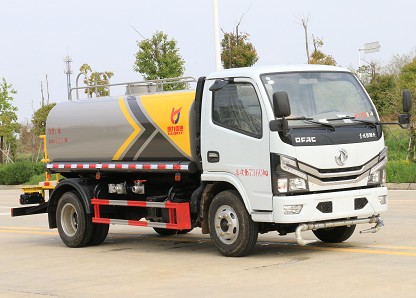 國六5噸東風(fēng)多利卡綠化灑水車廠家價格